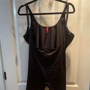 Spanx Open Bust mid Thigh Body Suit 2X